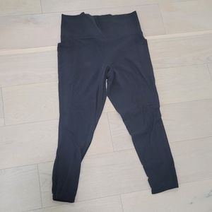 Athleta Salutation Stash Pocket II 7/8 Tight Large